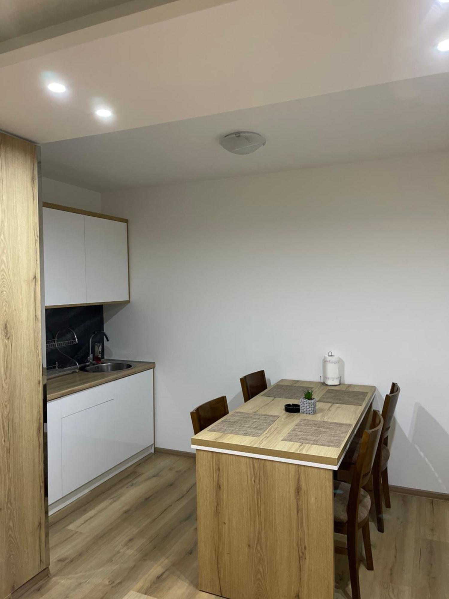 Honey Valley Bjelasnica Bed & Breakfast エクステリア 写真